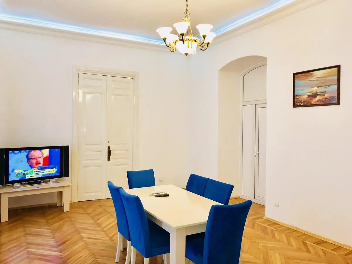 Check-In Apartment Near Fountain Square Vidadi Str Baku