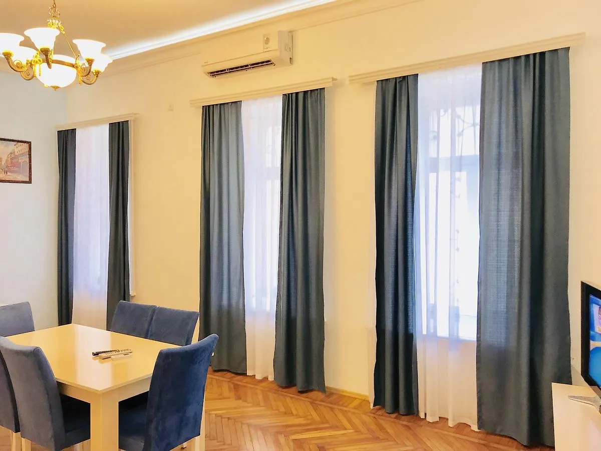 Check-In Apartment Near Fountain Square Vidadi Str Baku 0*,